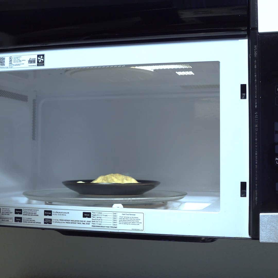 Poppadom in microwave oven